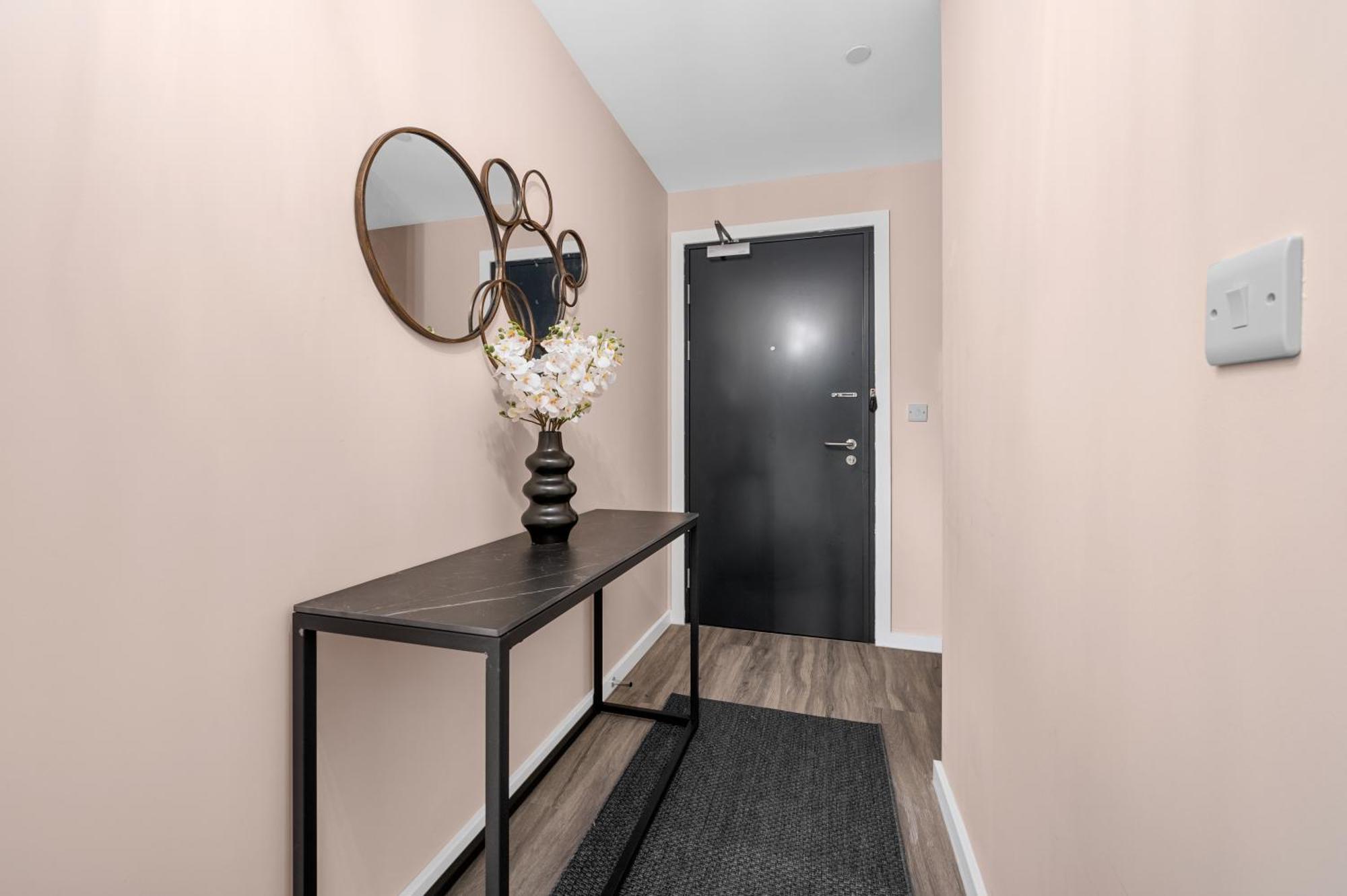 2 Bed Flat Manchester City ภายนอก รูปภาพ